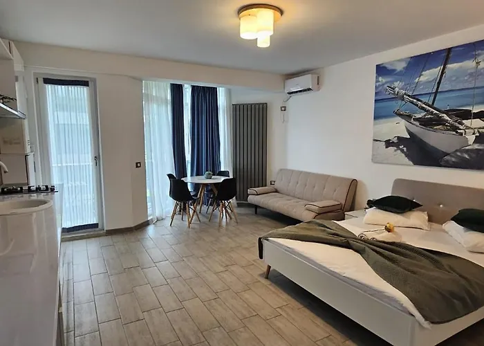 Apartament Bell Marina Premier & Heated Pool Năvodari