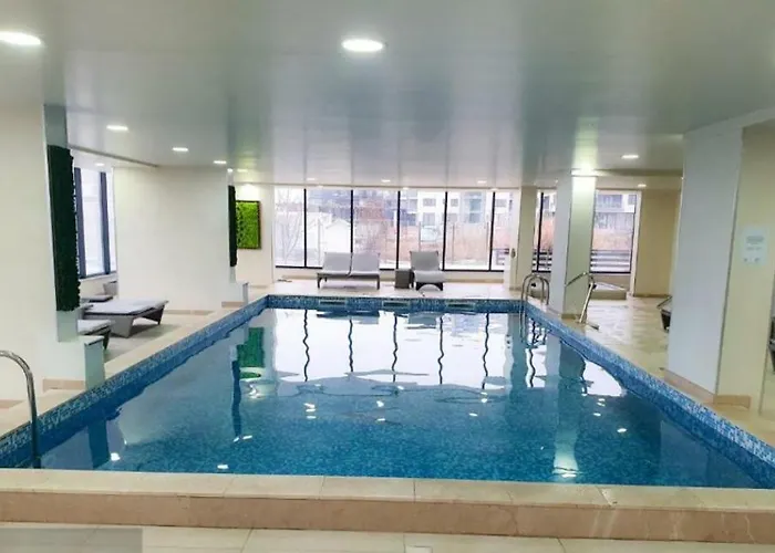 Bell Marina Premier & Heated Pool Apartament