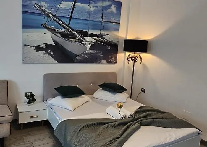 Bell Marina Premier & Heated Pool Apartament Năvodari